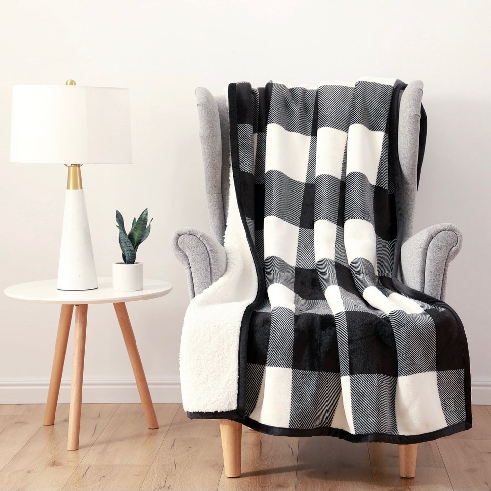 Better Homes & Gardens Velvet Plush Sherpa Throw 50” x 72” Black Buffalo Plaid